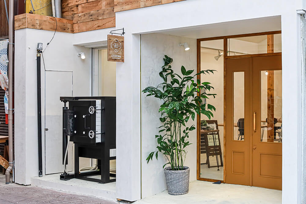 「せともの」の粘土で不思議な生き物を作ろう！