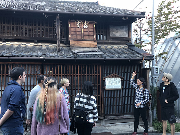 名古屋円頓寺・四間道食べ歩きガイドツアー