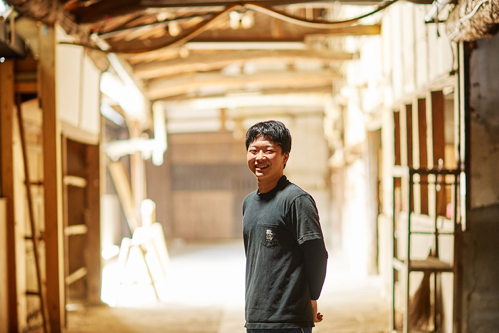 清酒「敷嶋」旧酒蔵見学ツアー＆特別ペアリングランチ、伊東家9代目伊東優さん