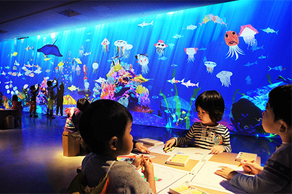 お絵かき水族館 / Sketch Aquarium