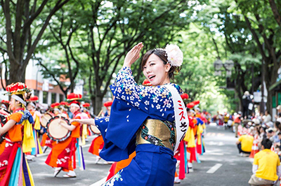 盛岡さんさ踊り