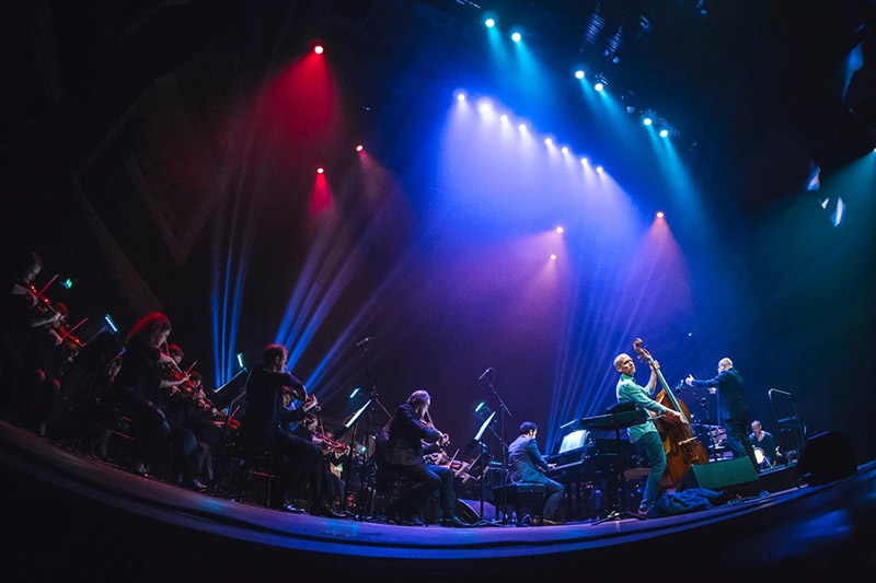 アヴィシャイ・コーエントリオ with 17ストリングス