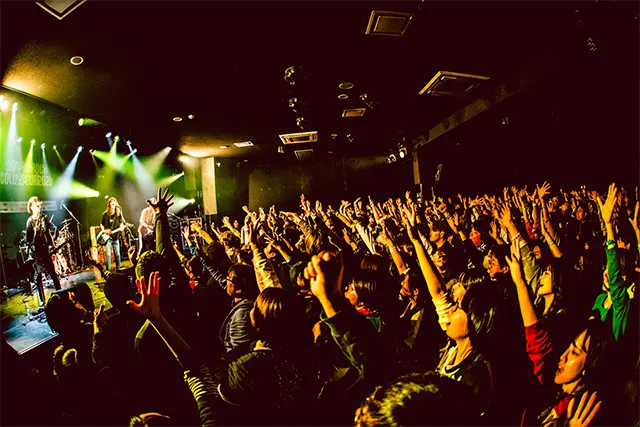 古墳シスターズのライブパフォーマンスが行われるSANUKI ROCK COLOSSEUM 2026