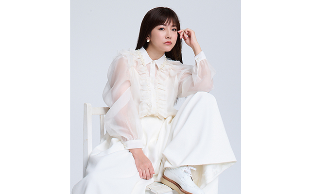 島谷ひとみ